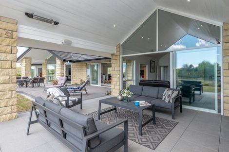 Photo of property in 22 Ardmore Quarry Road, Ardmore, Papakura, 2582