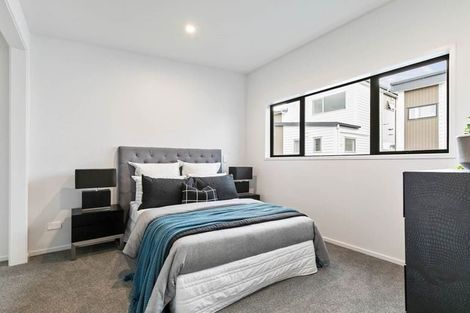 Photo of property in 14b Ropata Avenue, Point England, Auckland, 1072