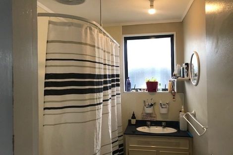 Photo of property in 2/59 Redcrest Avenue, Red Hill, Papakura, 2110