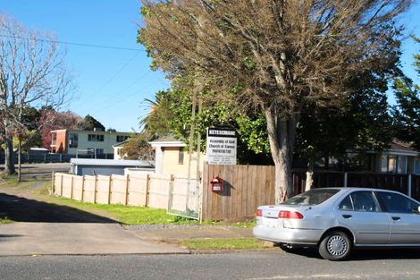Photo of property in 64 Rosella Road, Mangere East, Auckland, 2024