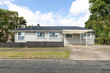 Photo of property in 45 Victory Crescent, Tawa, Wellington, 5028