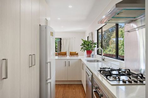 Photo of property in 39a Evelyn Road, Cockle Bay, Auckland, 2014