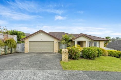 Photo of property in 22 Toledo Avenue, Henderson, Auckland, 0612