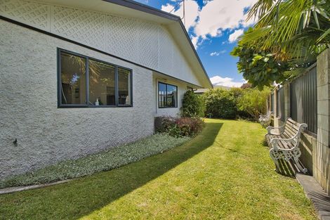 Photo of property in 71 Avenue Road, Greenmeadows, Napier, 4112