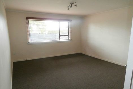 Photo of property in 111 Wainoni Road, Avondale, Christchurch, 8061