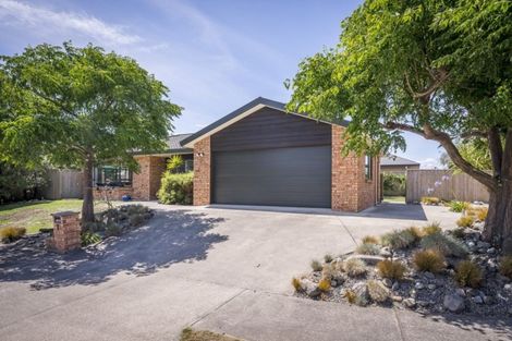 Photo of property in 1 Jeannie Way, Waikanae Beach, Waikanae, 5036