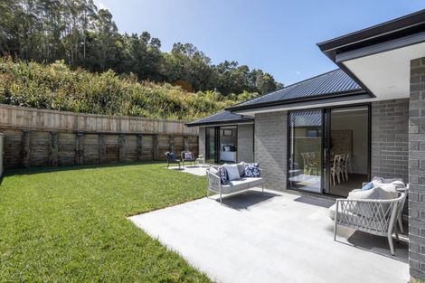 Photo of property in 35 Pakanga Grove, Pyes Pa, Tauranga, 3112