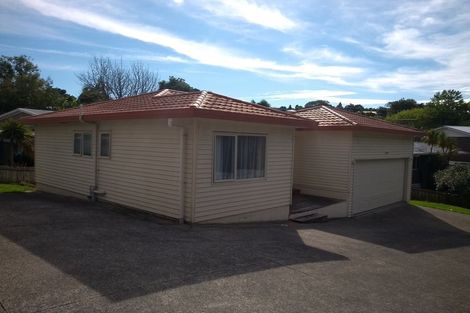 Photo of property in 1/41 Ellice Road, Totara Vale, Auckland, 0629