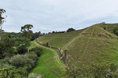 Photo of property in 114 Ackworth Road, Lepperton, New Plymouth, 4373