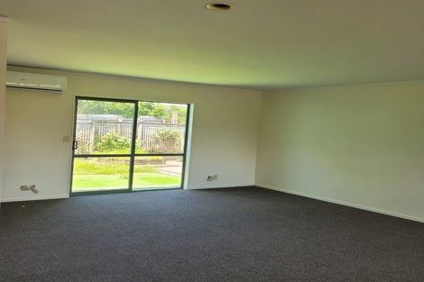 Photo of property in 7 Neta Grove, Henderson, Auckland, 0612