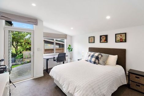 Photo of property in 30 Golf Road, Paraparaumu Beach, Paraparaumu, 5032