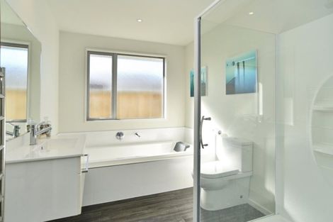 Photo of property in 6 Aroha Street, Pegasus, 7612