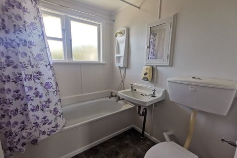 Photo of property in 1/548 Fergusson Drive, Trentham, Upper Hutt, 5018