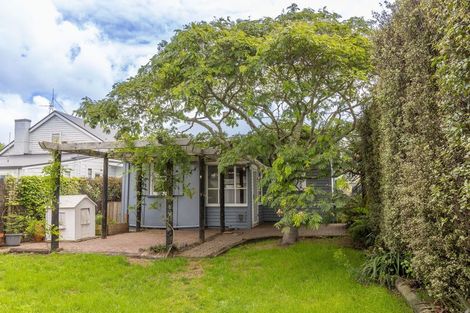 Photo of property in 67 Ormond Road, Whataupoko, Gisborne, 4010