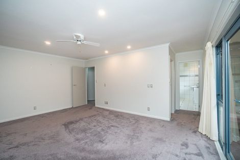 Photo of property in 64 Royal Oak Drive, Kelvin Grove, Palmerston North, 4414