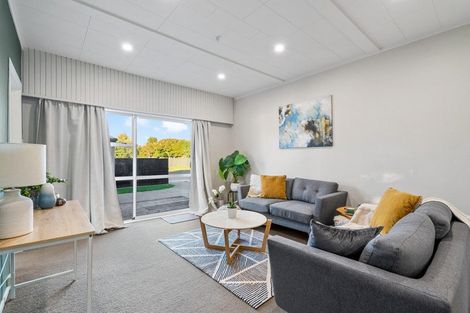 Photo of property in 73 Marne Road, Papakura, 2110
