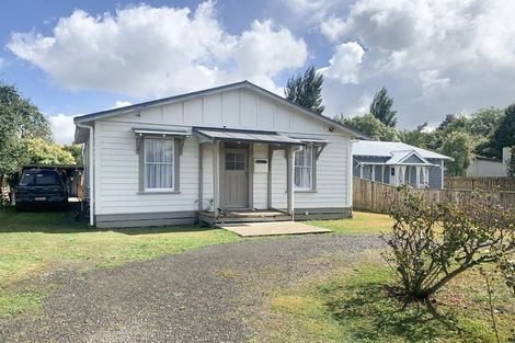 Photo of property in 8 Christian Street, Dannevirke, 4930