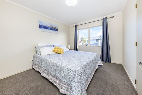 Photo of property in 2/44 Orion Street, Papakura, 2110