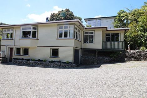 Photo of property in 15 Weenink Road, Karoro, Greymouth, 7805