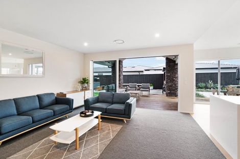 Photo of property in 36 Silver Peaks Drive, West Melton, 7618