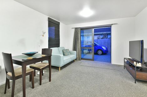 Photo of property in 114 Weatherly Road, Torbay, Auckland, 0630