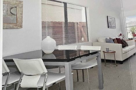 Photo of property in 72 Tiger Drive, Golflands, Auckland, 2013