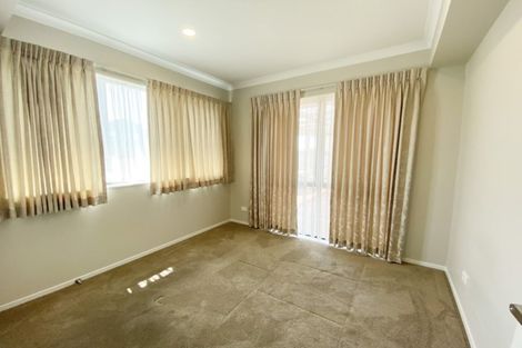 Photo of property in 39 Rosewell Crescent, Flat Bush, Auckland, 2019