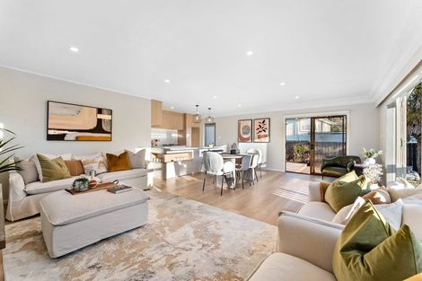 Photo of property in 4 Kelston Street, New Lynn, Auckland, 0600