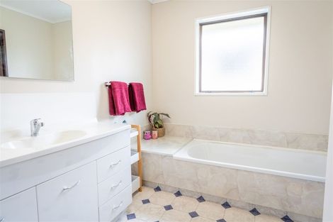 Photo of property in 18 Darby Street, Geraldine, 7930