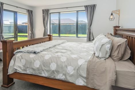 Photo of property in 7 Northmoor Boulevard, Rolleston, 7615