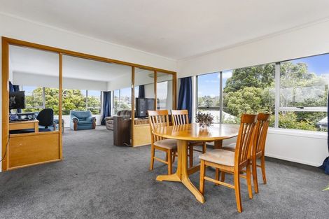 Photo of property in 939 Beach Road, Torbay, Auckland, 0630