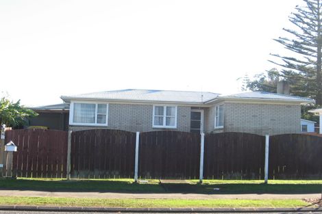 Photo of property in 6 Addington Avenue, Manurewa, Auckland, 2102