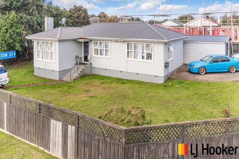 Photo of property in 8 Royal Arch Place, Rosehill, Papakura, 2113