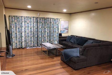 Photo of property in 104 Lawrence Crescent, Hillpark, Auckland, 2102
