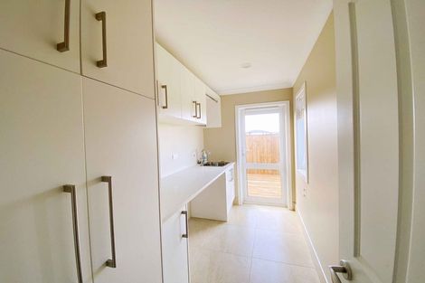 Photo of property in 31 Bounty Road, Long Bay, Auckland, 0630