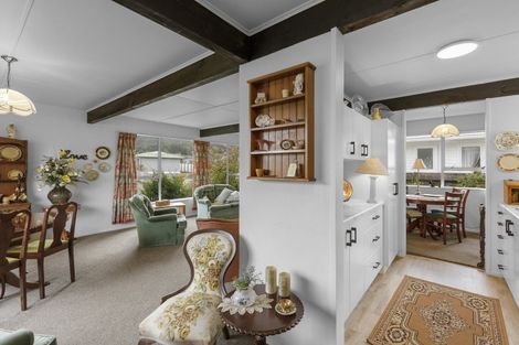 Photo of property in 298 Wellington Road, Wainuiomata, Lower Hutt, 5014