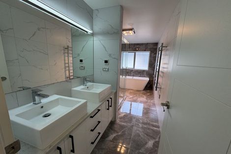 Photo of property in 10 Mcquoids Road, Flat Bush, Auckland, 2019