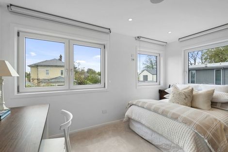 Photo of property in 62a Holly Road, St Albans, Christchurch, 8014