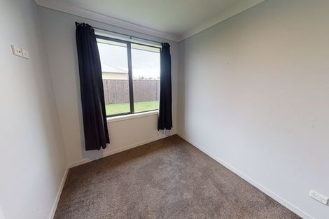 Photo of property in 15 George Street, Bulls, 4818