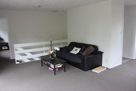 Photo of property in 1/104 Arran Road, Browns Bay, Auckland, 0630