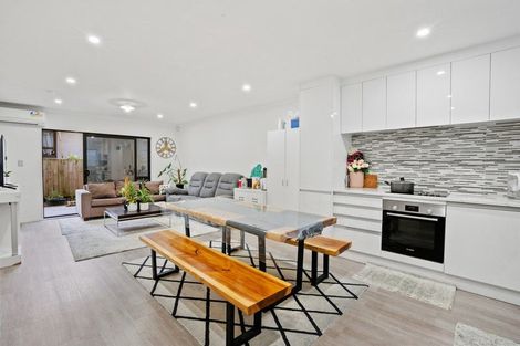 Photo of property in 19c Konini Avenue, Papatoetoe, Auckland, 2025