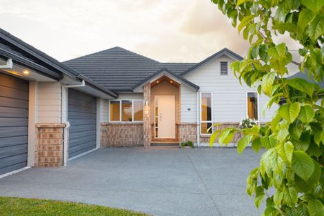 Photo of property in 6 Hampshire Court, Flagstaff, Hamilton, 3210