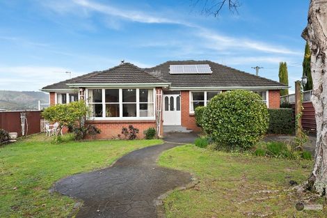 Photo of property in 18 Hugh Duncan Street, Haywards, Lower Hutt, 5018