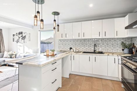 Photo of property in 19 Vancouver Crescent, Wainoni, Christchurch, 8061