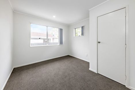 Photo of property in 367 Roscommon Road, Clendon Park, Auckland, 2103