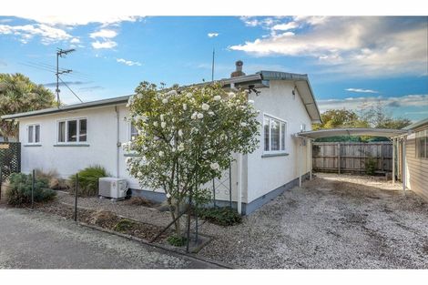 Photo of property in 14 Woodend Road, Woodend, 7610