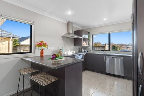 Photo of property in 22 Caldera Close, Pyes Pa, Tauranga, 3112