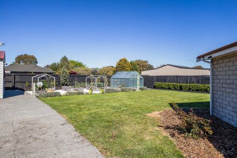 Photo of property in 4 Woodfield Place, Woodend, 7610