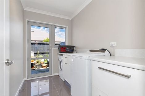 Photo of property in 23 Churchill Drive, Rangiora, 7400