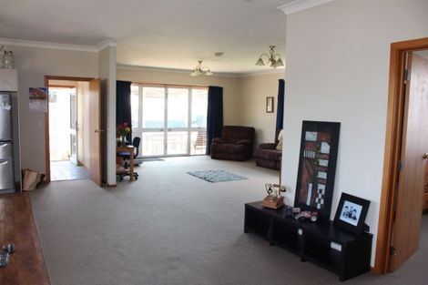 Photo of property in 18 Johnson Street, Milton, 9220